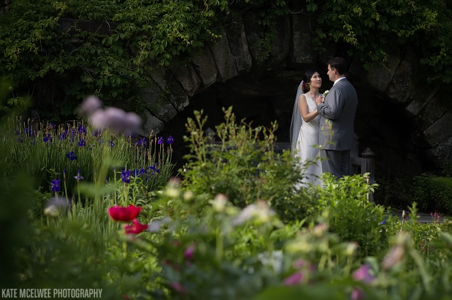 wedding photos at moraine farm in beverly on the north shore
