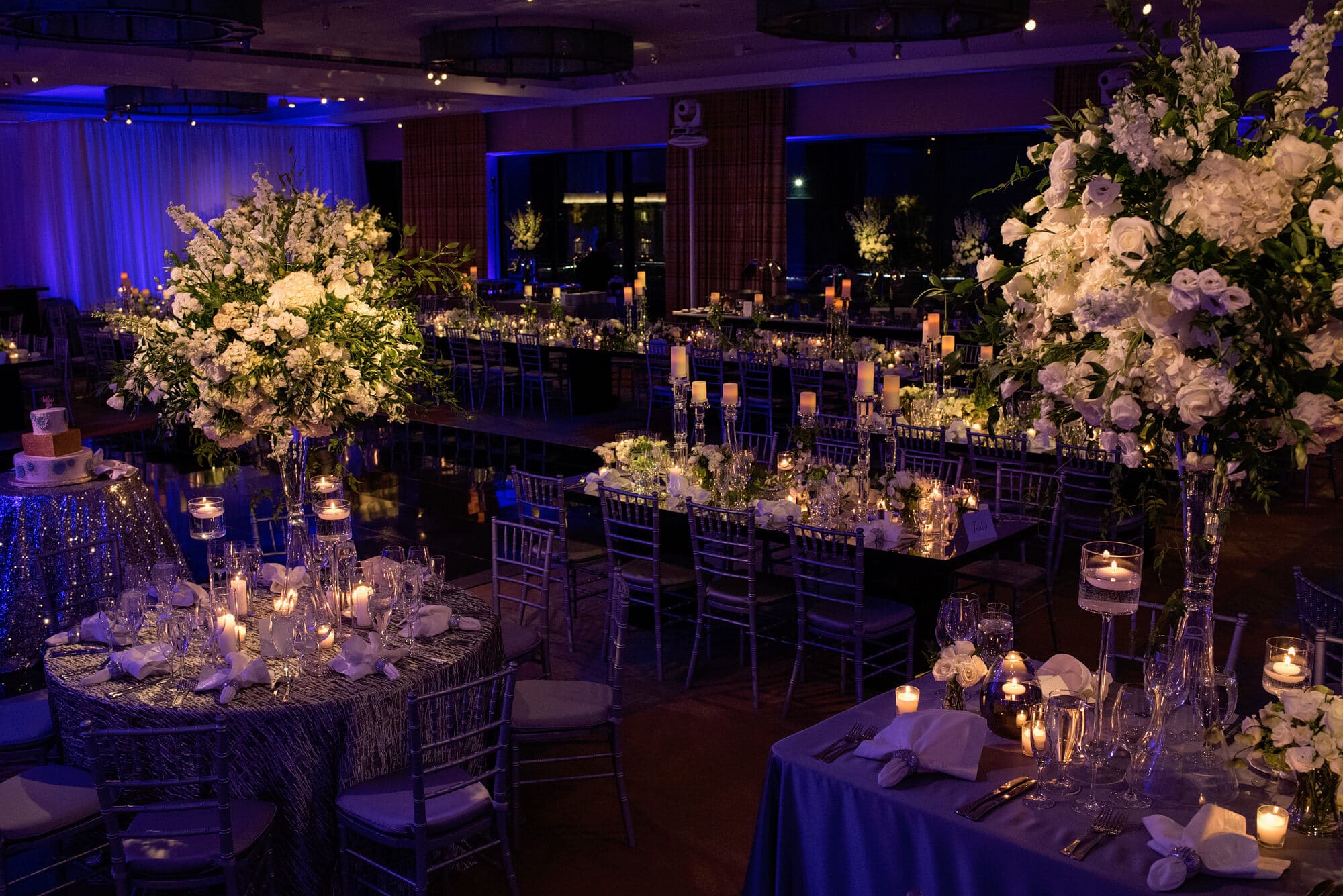incredible florals by orly khon at seaport world trade center wedding